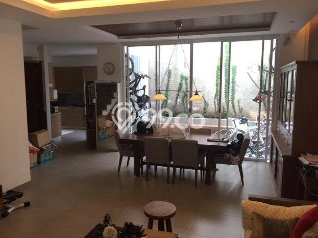 HARGA SPESIAL! Rumah area Bintaro, Jakarta Selatan, Luas 180m² Bangunan 135m² BISA KPR! HARGA SPESIAL! Rumah area Bintaro, Jakarta Selatan, Luas 180m² Bangunan 135m² BISA KPR!