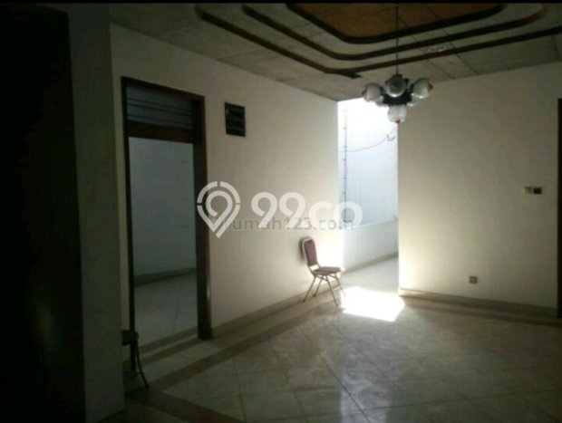 Rumah Bagus Siap Pakai Di Gilingan Luas 400m2 Aman Rumah Bagus Siap Pakai Di Gilingan Luas 400m2 Aman