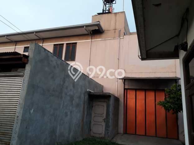 Rumah Elit Modern Tanpa Renovasi di Soekarno Hatta Bandung Rumah Elit Modern Tanpa Renovasi di Soekarno Hatta Bandung