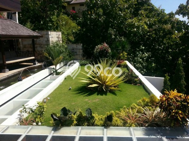 Rumah Mewah LB 1200m2 Siap Huni Desain Elegan di Jimbaran, Badung Rumah Mewah LB 1200m2 Siap Huni Desain Elegan di Jimbaran, Badung