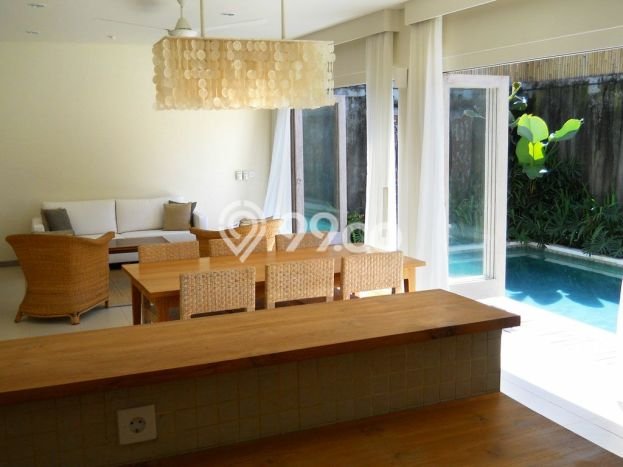 Rumah LT 172m² Newly Renovated di Lokasi Prestisius Jimbaran, Badung Rumah LT 172m² Newly Renovated di Lokasi Prestisius Jimbaran, Badung