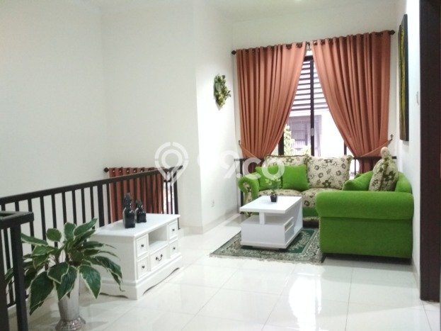Rumah Mewah LB 107m2 Siap Pakai Desain Elegan di Bintaro, Tangerang Selatan Rumah Mewah LB 107m2 Siap Pakai Desain Elegan di Bintaro, Tangerang Selatan
