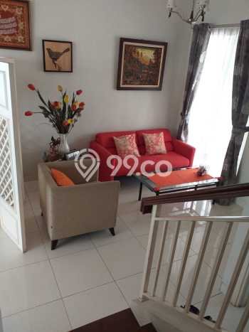 Rumah Nyaman area Bintaro, Jakarta Selatan, Luas 164m² Bangunan 200m² Rumah Nyaman area Bintaro, Jakarta Selatan, Luas 164m² Bangunan 200m²
