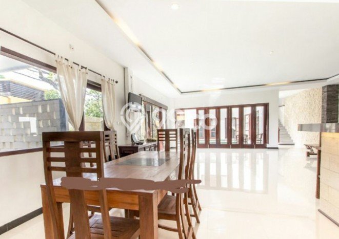 Ready to Use! Premium House LT 400m2 Desain Modern di Umalas Ready to Use! Premium House LT 400m2 Desain Modern di Umalas