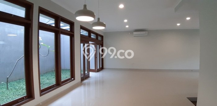 Hunian Mewah Siap Huni LT 269m2 di Tebet, Jakarta Selatan Hunian Mewah Siap Huni LT 269m2 di Tebet, Jakarta Selatan