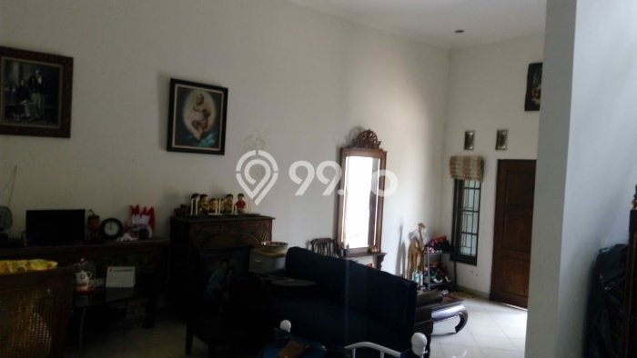 Hunian Cantik Minimalis Lb 200m2 di Banjarsari, Solo Hunian Cantik Minimalis Lb 200m2 di Banjarsari, Solo
