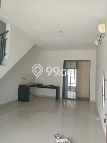 Rumah Sewa Jakarta Barat LT 48m2 LB 76m2 Area Green Lake City Rumah Sewa Jakarta Barat LT 48m2 LB 76m2 Area Green Lake City