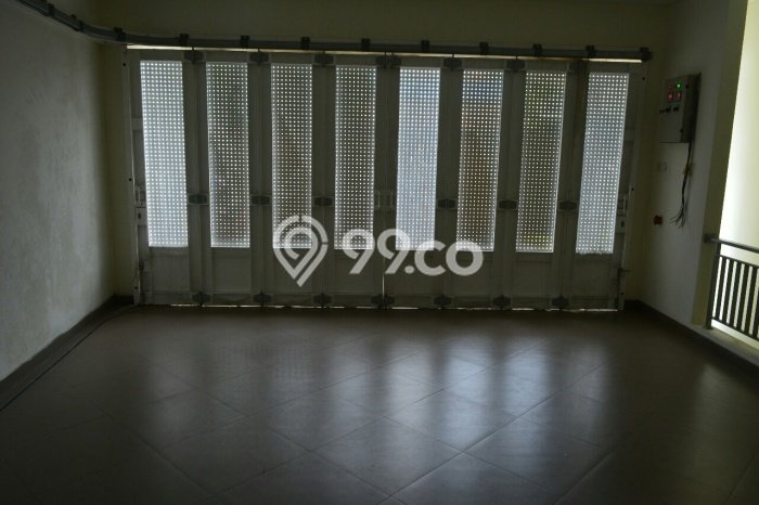 For Sale! Premium House LT 465m2 Desain Elegan di Kemang For Sale! Premium House LT 465m2 Desain Elegan di Kemang