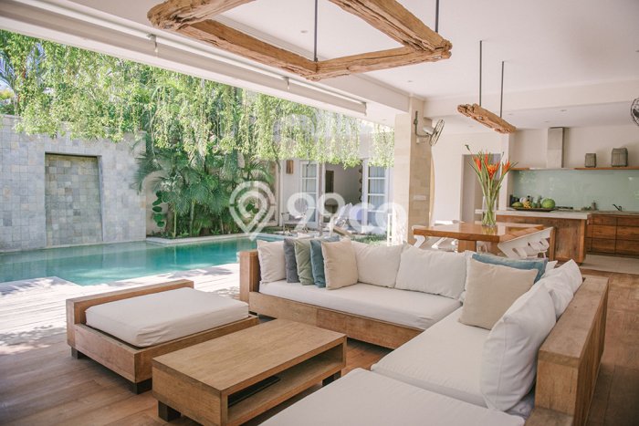 For Sale! Luxury House LT 650m2 Desain Modern di canggu For Sale! Luxury House LT 650m2 Desain Modern di canggu
