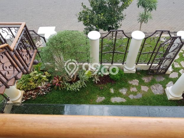 Rumah Elit LB 235m2 Siap Pakai Desain Elegan di BSD Green Wich, Tangerang Rumah Elit LB 235m2 Siap Pakai Desain Elegan di BSD Green Wich, Tangerang