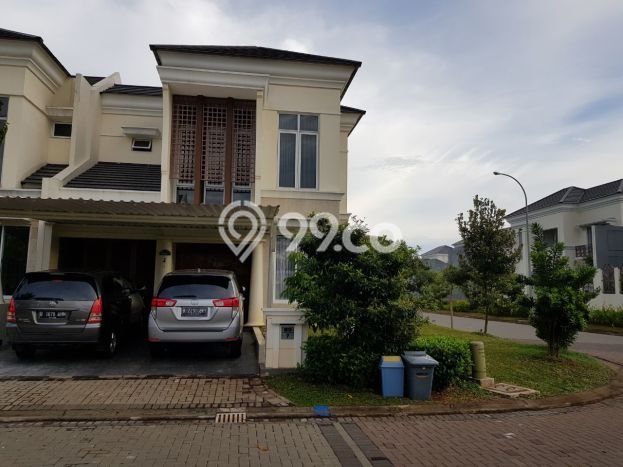 Rumah Elit LB 235m2 Siap Pakai Desain Elegan di BSD Green Wich, Tangerang Rumah Elit LB 235m2 Siap Pakai Desain Elegan di BSD Green Wich, Tangerang