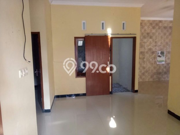 Lokasi terbaik! Rumah siap pakai dikontrakkan di Colomadu LB 79m2 Lokasi terbaik! Rumah siap pakai dikontrakkan di Colomadu LB 79m2