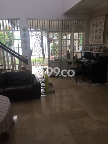 Rumah Luxury Modern Tanpa Renovasi di Kemang Pratama Bekasi Rumah Luxury Modern Tanpa Renovasi di Kemang Pratama Bekasi