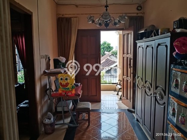 Rumah Minimalis 5 Kamar LT 150m2 di Kalibanteng kidul Rumah Minimalis 5 Kamar LT 150m2 di Kalibanteng kidul