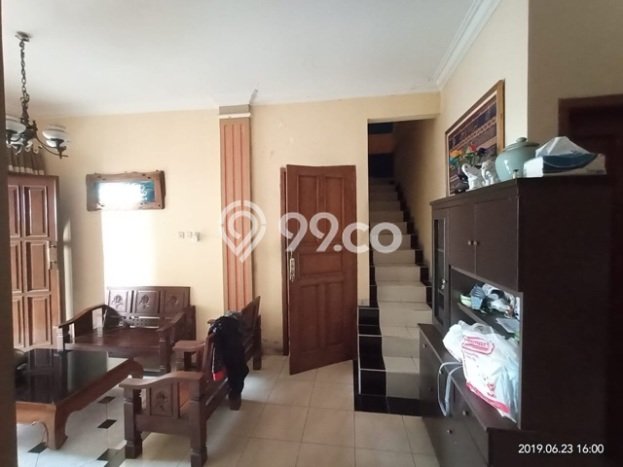 Rumah Minimalis 5 Kamar LT 150m2 di Kalibanteng kidul Rumah Minimalis 5 Kamar LT 150m2 di Kalibanteng kidul