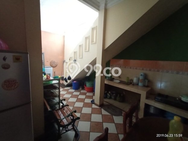 Rumah Minimalis 5 Kamar LT 150m2 di Kalibanteng kidul Rumah Minimalis 5 Kamar LT 150m2 di Kalibanteng kidul