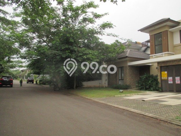 Rumah Disewakan Tangerang LT 300m2 LB 225m2 Kawasan BSD Rumah Disewakan Tangerang LT 300m2 LB 225m2 Kawasan BSD