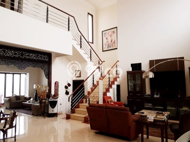 Dijual Rumah Luas Elegan Dengan View Cantik di Lebak Bulus, Jakarta Selatan Dijual Rumah Luas Elegan Dengan View Cantik di Lebak Bulus, Jakarta Selatan