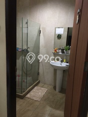 Rumah Lokasi Strategis area Permata Buana, Jakarta Barat, Luas 180m² LB 400m² Rumah Lokasi Strategis area Permata Buana, Jakarta Barat, Luas 180m² LB 400m²