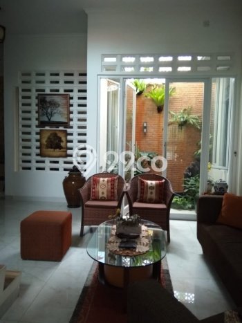 HARGA SPESIAL! Rumah area Narogong, Bekasi, LT 153m² LB 250m² BISA KPR! HARGA SPESIAL! Rumah area Narogong, Bekasi, LT 153m² LB 250m² BISA KPR!