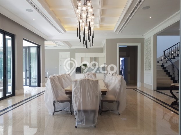 Ready to Use! Premium House LT 1500m2 Desain Elegan di Kemang Ready to Use! Premium House LT 1500m2 Desain Elegan di Kemang