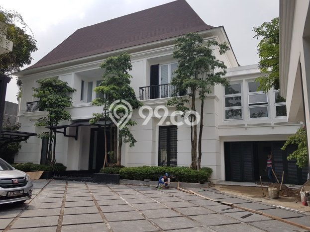 Ready to Use! Premium House LT 1500m2 Desain Elegan di Kemang Ready to Use! Premium House LT 1500m2 Desain Elegan di Kemang