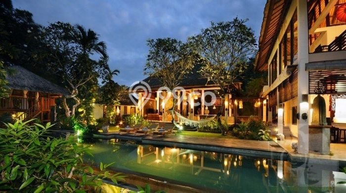 Ready to Use! Premium House LT 1m2 Desain Elegan di Canggu Ready to Use! Premium House LT 1m2 Desain Elegan di Canggu