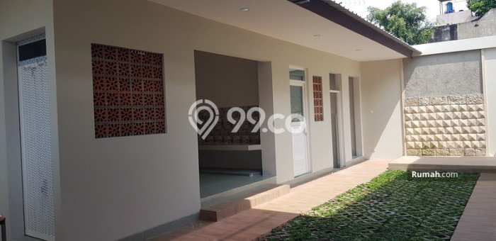 Dijual Rumah Elit Exclusive di Banjarsari, Surakarta Dijual Rumah Elit Exclusive di Banjarsari, Surakarta