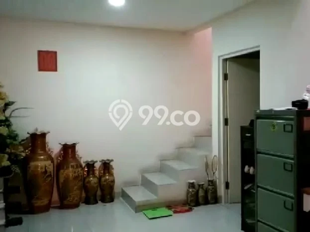 Hunian Elit LB 200m2 Siap Pakai Desain Elegan di Nginden, Surabaya Hunian Elit LB 200m2 Siap Pakai Desain Elegan di Nginden, Surabaya