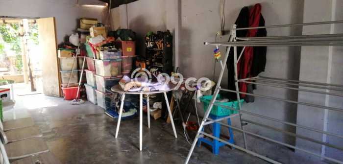 Lokasi strategis! Rumah siap pakai dikontrakkan di Semarang Selatan LB 200m2 Lokasi strategis! Rumah siap pakai dikontrakkan di Semarang Selatan LB 200m2
