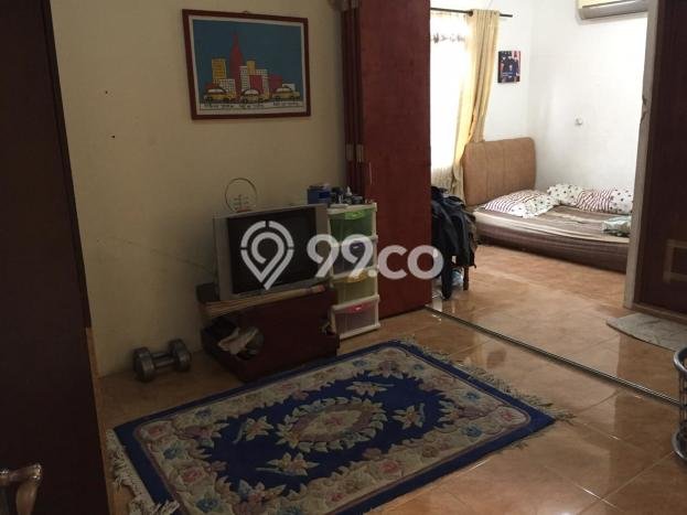 Jual Segera Rumah LT 153m² / LB 180m² di Lokasi Strategis Bintaro, Tangerang Selatan Jual Segera Rumah LT 153m² / LB 180m² di Lokasi Strategis Bintaro, Tangerang Selatan