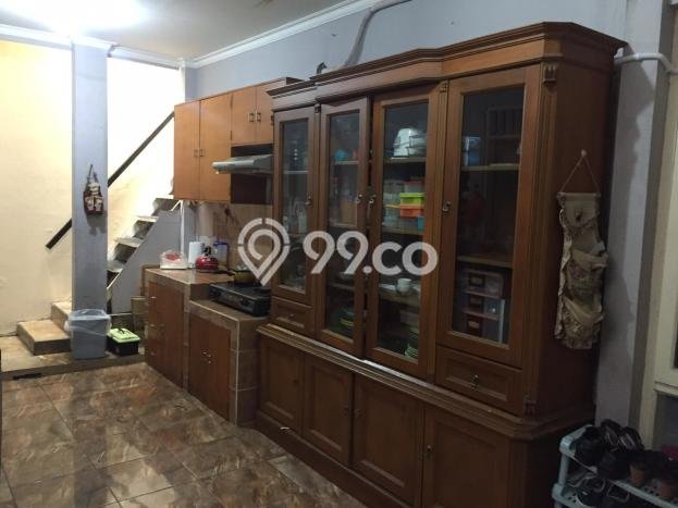 Jual Segera Rumah LT 153m² / LB 180m² di Lokasi Strategis Bintaro, Tangerang Selatan Jual Segera Rumah LT 153m² / LB 180m² di Lokasi Strategis Bintaro, Tangerang Selatan