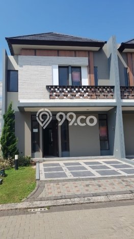 Rumah Terawat di BSD, Tangerang, LT 84m², LB 105m² Rumah Terawat di BSD, Tangerang, LT 84m², LB 105m²