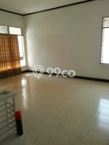 Disewakan! Rumah 5 Kamar Tidur &
1 Kamar Mandi di Simpang Lima, Semarang Disewakan! Rumah 5 Kamar Tidur &
1 Kamar Mandi di Simpang Lima, Semarang