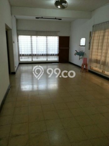 Disewakan! Rumah 5 Kamar Tidur &
1 Kamar Mandi di Simpang Lima, Semarang Disewakan! Rumah 5 Kamar Tidur &
1 Kamar Mandi di Simpang Lima, Semarang