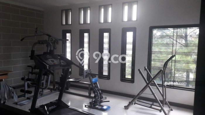 Rumah Sederhana Dijual Lokasi Serpong 5 Kamar dengan Luas Tanah 280m2 Rumah Sederhana Dijual Lokasi Serpong 5 Kamar dengan Luas Tanah 280m2