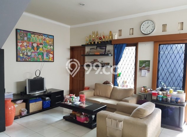 Dijual Rumah Bagus Siap Huni di Bandung Strategis Dijual Rumah Bagus Siap Huni di Bandung Strategis