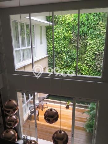 Hunian Elit LB 600m2 Siap Pakai Desain Elegan di Tomang, Jakarta Barat Hunian Elit LB 600m2 Siap Pakai Desain Elegan di Tomang, Jakarta Barat