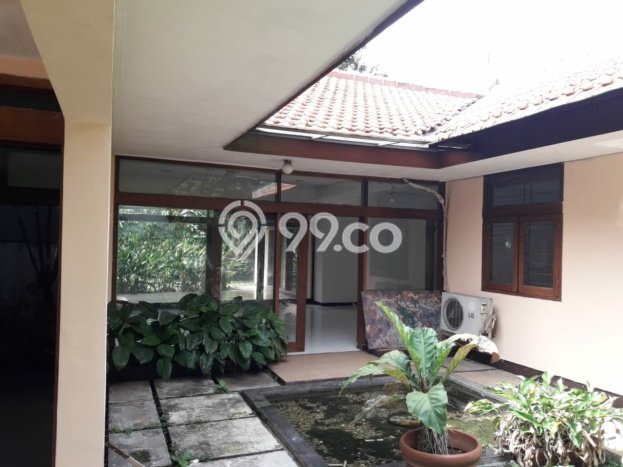 Hunian Elit LB 400m2 Siap Huni Desain Elegan di Ampera, Jakarta Selatan Hunian Elit LB 400m2 Siap Huni Desain Elegan di Ampera, Jakarta Selatan