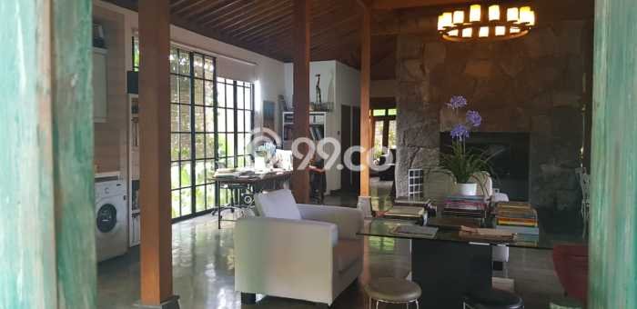 Hunian Cantik Modern Lb 150m2 di Ciputat, Tangerang Selatan Hunian Cantik Modern Lb 150m2 di Ciputat, Tangerang Selatan