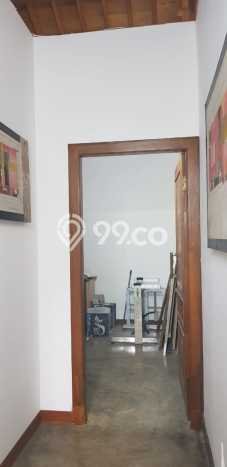 Hunian Cantik Modern Lb 150m2 di Ciputat, Tangerang Selatan Hunian Cantik Modern Lb 150m2 di Ciputat, Tangerang Selatan