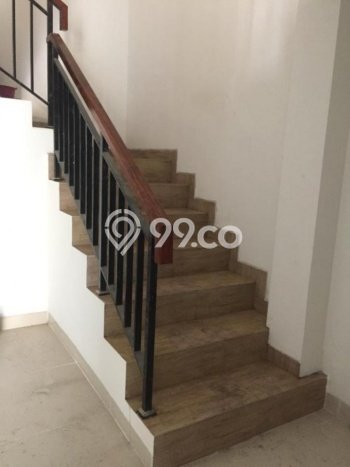 Rumah Luas Asri 3 KT Siap Pakai di Serpong Villa Melati Mas Tangerang Selatan Rumah Luas Asri 3 KT Siap Pakai di Serpong Villa Melati Mas Tangerang Selatan