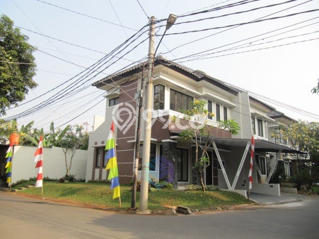 Hunian Eksklusif Siap Huni LT 214m2 di Cinere, Depok Hunian Eksklusif Siap Huni LT 214m2 di Cinere, Depok