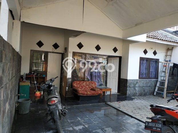 Rumah Asri LB 48m² View Danau di Buah Batu, Bandung Rumah Asri LB 48m² View Danau di Buah Batu, Bandung