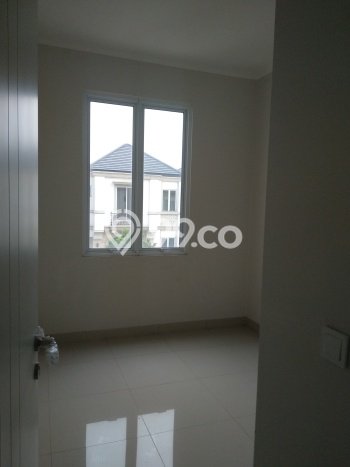 Rumah sewa siap huni 3 Kamar Tidur di BSD Eminent, Tangerang Rumah sewa siap huni 3 Kamar Tidur di BSD Eminent, Tangerang