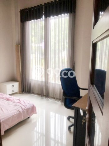Hunian Mewah LB 300m2 Siap Huni Desain Elegan di BSD Delatinos, Tangerang Hunian Mewah LB 300m2 Siap Huni Desain Elegan di BSD Delatinos, Tangerang