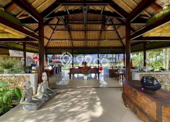 Rumah di Cemagi, Badung, Luas 5000m² Bangunan 1045m² Rumah di Cemagi, Badung, Luas 5000m² Bangunan 1045m²