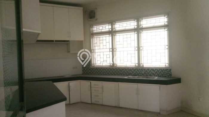 For Sale! Premium House LT 250m2 Desain Elegan di Bintaro For Sale! Premium House LT 250m2 Desain Elegan di Bintaro