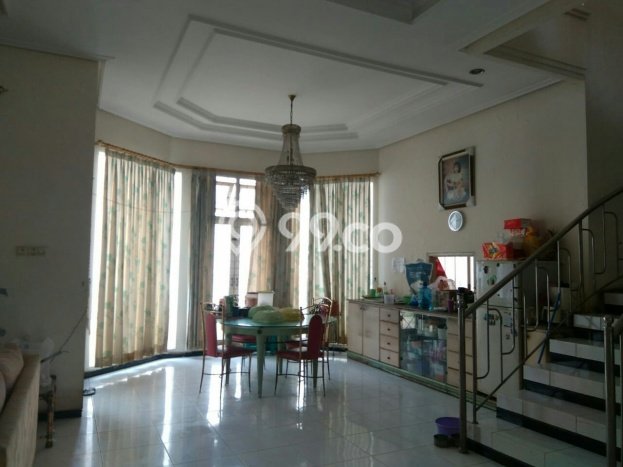 For Sale! Premium House LT 378m2 Desain Modern di Darmo Permai For Sale! Premium House LT 378m2 Desain Modern di Darmo Permai
