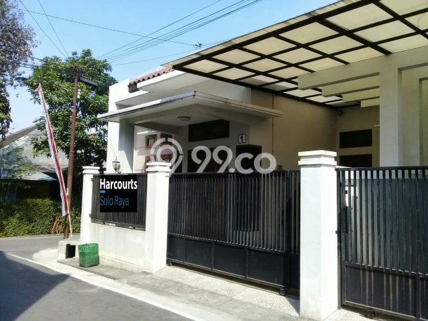 Lokasi terbaik! Rumah siap huni dikontrakkan di mojosongo LB 85m2 Lokasi terbaik! Rumah siap huni dikontrakkan di mojosongo LB 85m2